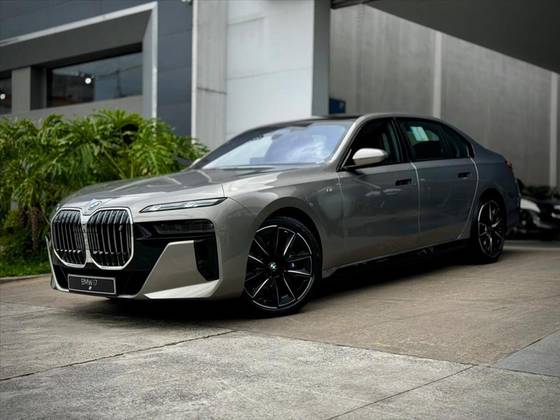 BMW i7 ELÉTRICO XDRIVE60 M SPORT